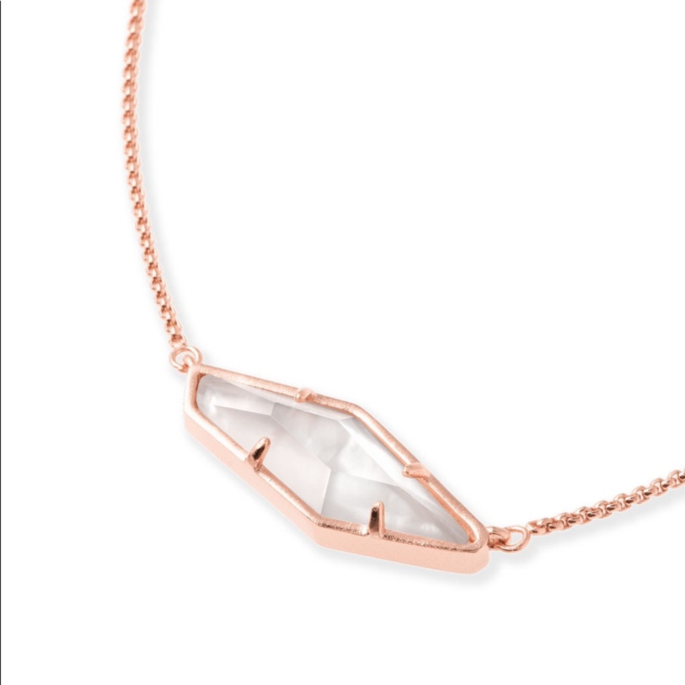 Kendra Scott Gold Beth Necklace